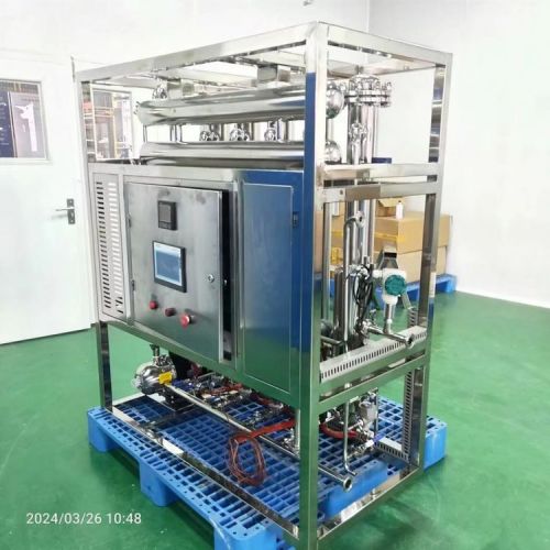 500升双管板列管式 多效蒸馏水机 5分钟快速出合格蒸馏水