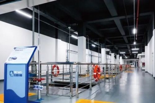 北控水务：地下水厂地上公园，北京这座“看不见”的水厂让污水“再生”