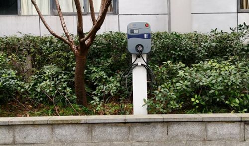 甘肃发文加快推进充电基础设施建设，以支持新能源汽车下乡和乡村振兴