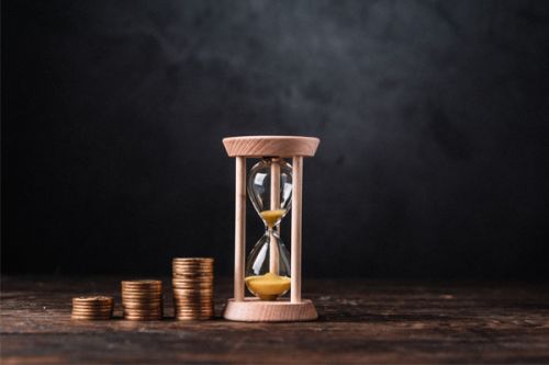 重庆水务：上半年营业收入36.98亿元 同比增长7.12%