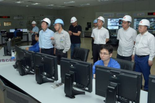 上海市生态环境局赴宝山区现场调研长江入河排污口整治与饮用水水源地保护工作