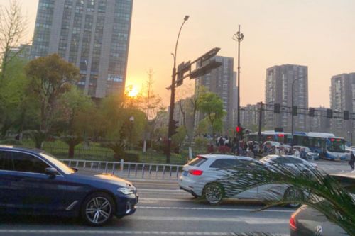 乌鲁木齐市秋季扬尘专项整治行动取得阶段性成效