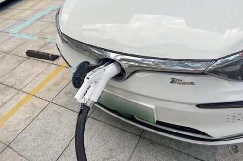 《河北省新能源发展促进条例》通过 自2023年11月1日起施行