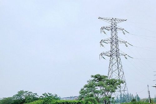 古北风电场的绿电，点亮亚冬会场馆的灯