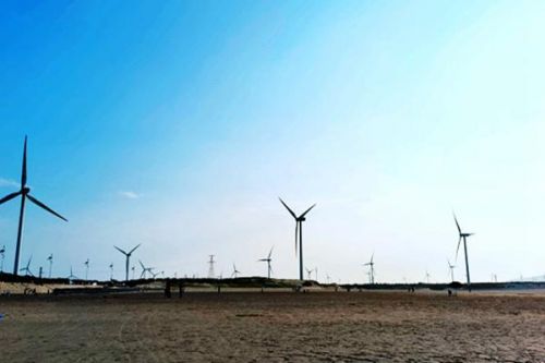 国家能源局：研究政策措施积极推动深远海海上风电、光热发电等新兴产业发展