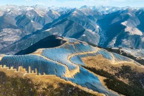 全国首例梯级水光蓄互补联合发电项目全面投产