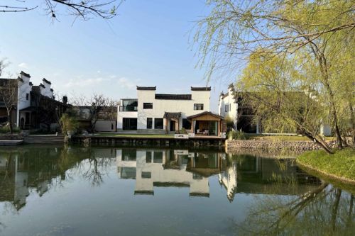 黄山市生态环境局&ldquo;三向发力&rdquo;服务经济社会绿色转型